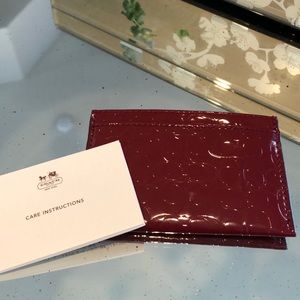 NWOT Coach patent red card holder
